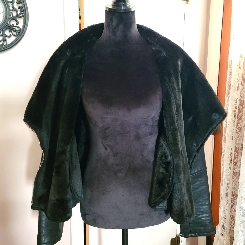 🖤BlankNYC Vegan Leather Faux Fur Biker Jacket NWT - Picture 9 of 13